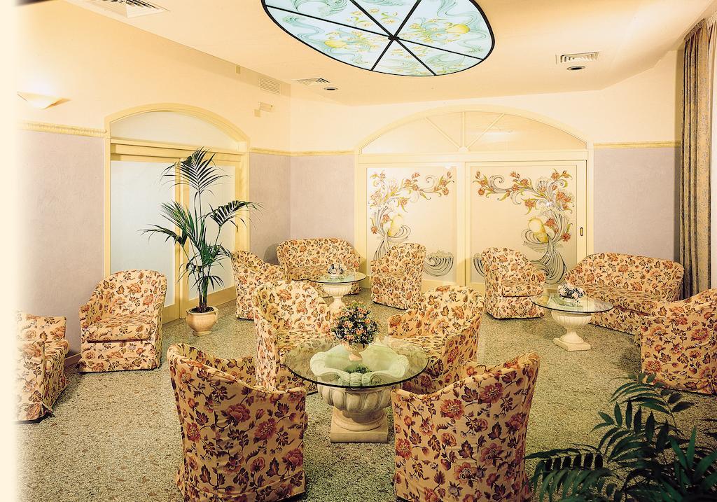 Hotel Pineta Bellaria-Igea Marina Habitación foto