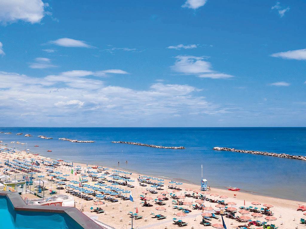 Hotel Pineta Bellaria-Igea Marina Exterior foto